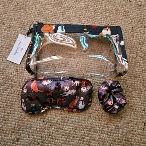 Vera Bradley Dog Designed Sleep Set NWT